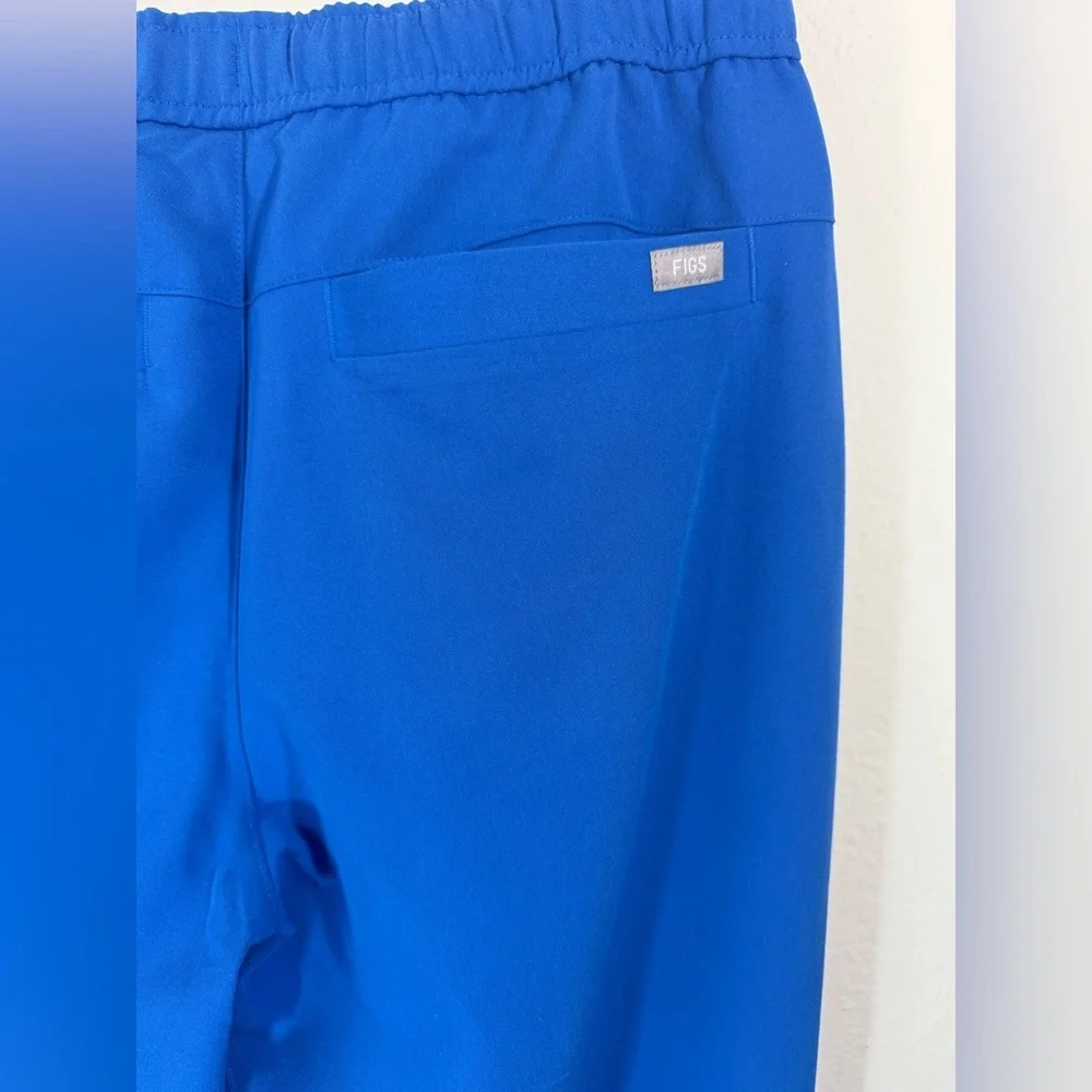 Figs Men’s Tansen Jogger 2.0 Short Scrub Pants Blue Size M NWT
